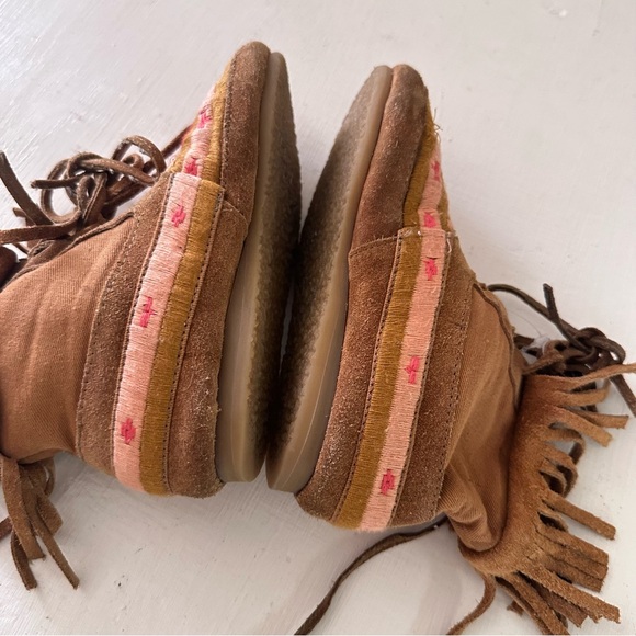 Zara Native Toddler Suede Boots Size 28/29 (10.5). - Picture 2 of 8